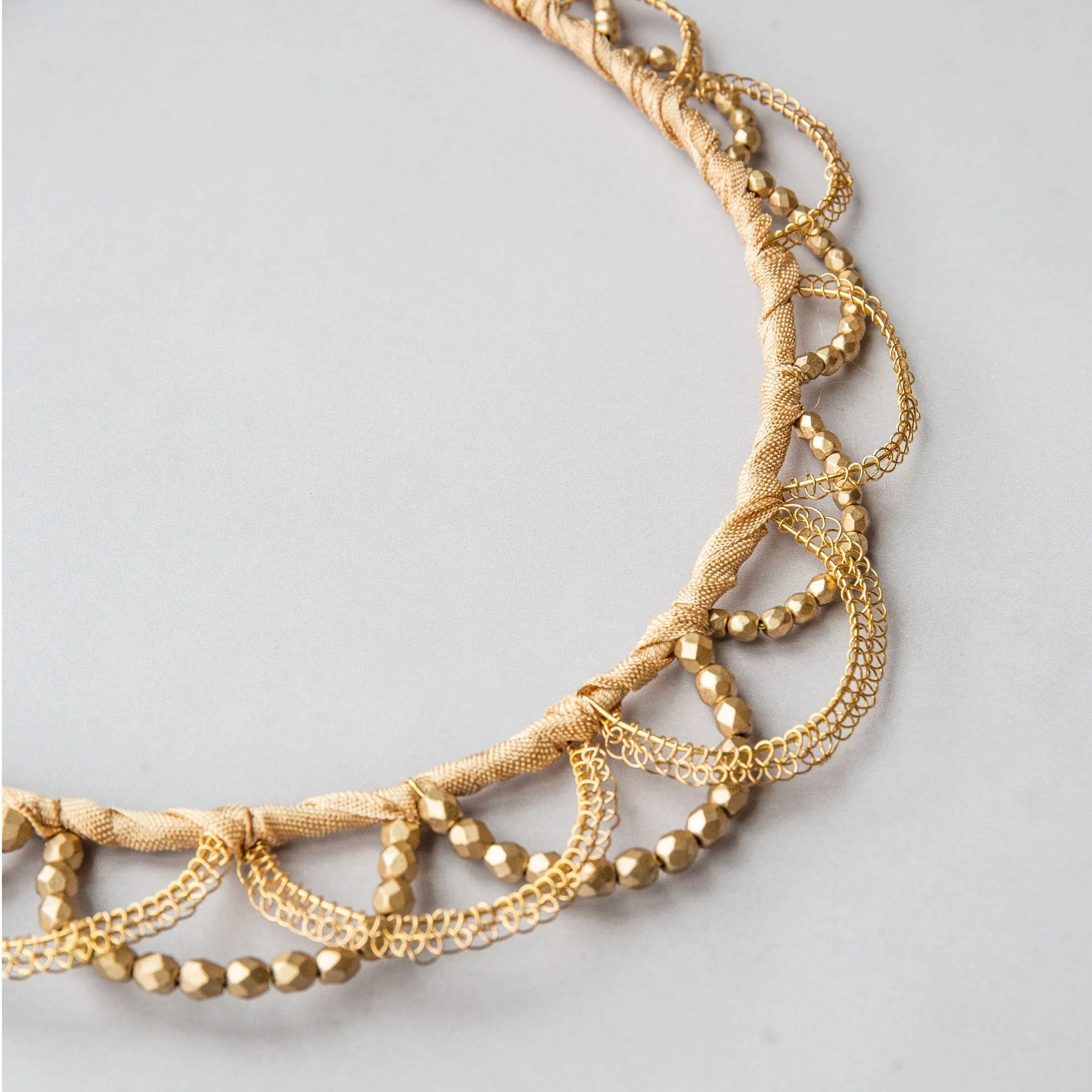 Flavia crown