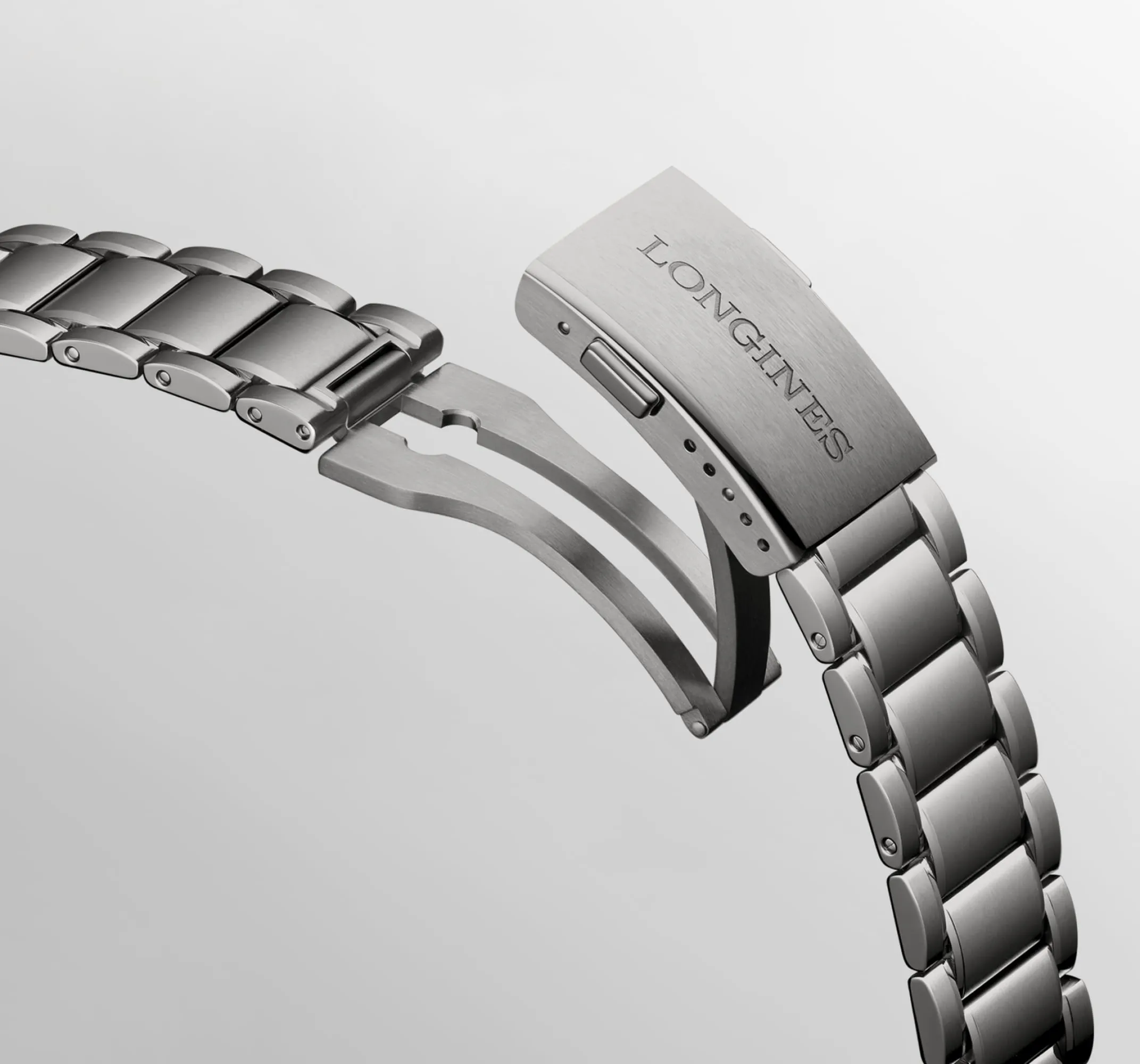 Longines Spirit Zulu Time Titanium 39 mm