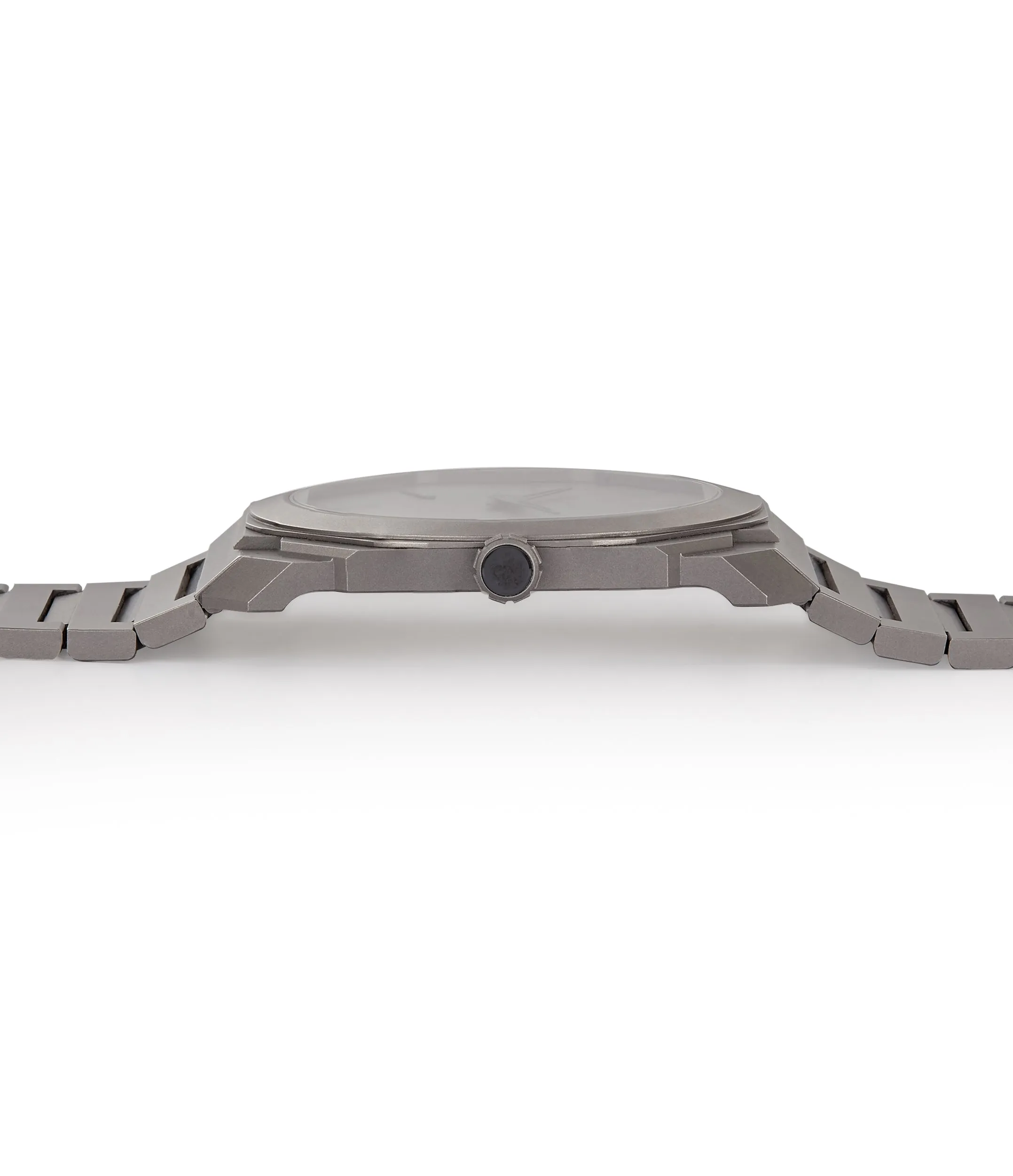 Octo Finissimo | Arabic Numerals | Titanium
