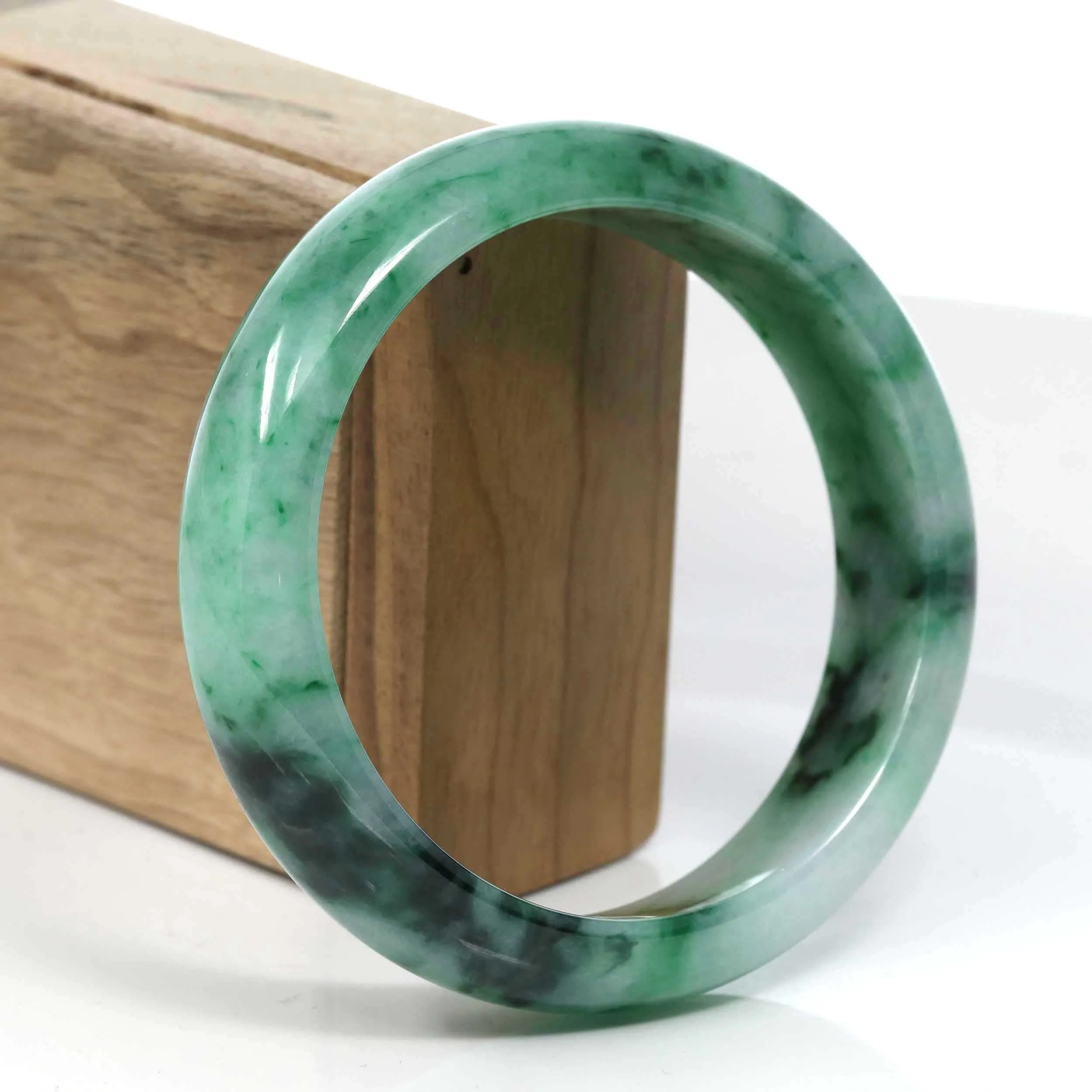 RealJade® Co. Green Classic Real Jadeite Jade Bangle Bracelet (63.61mm) #389