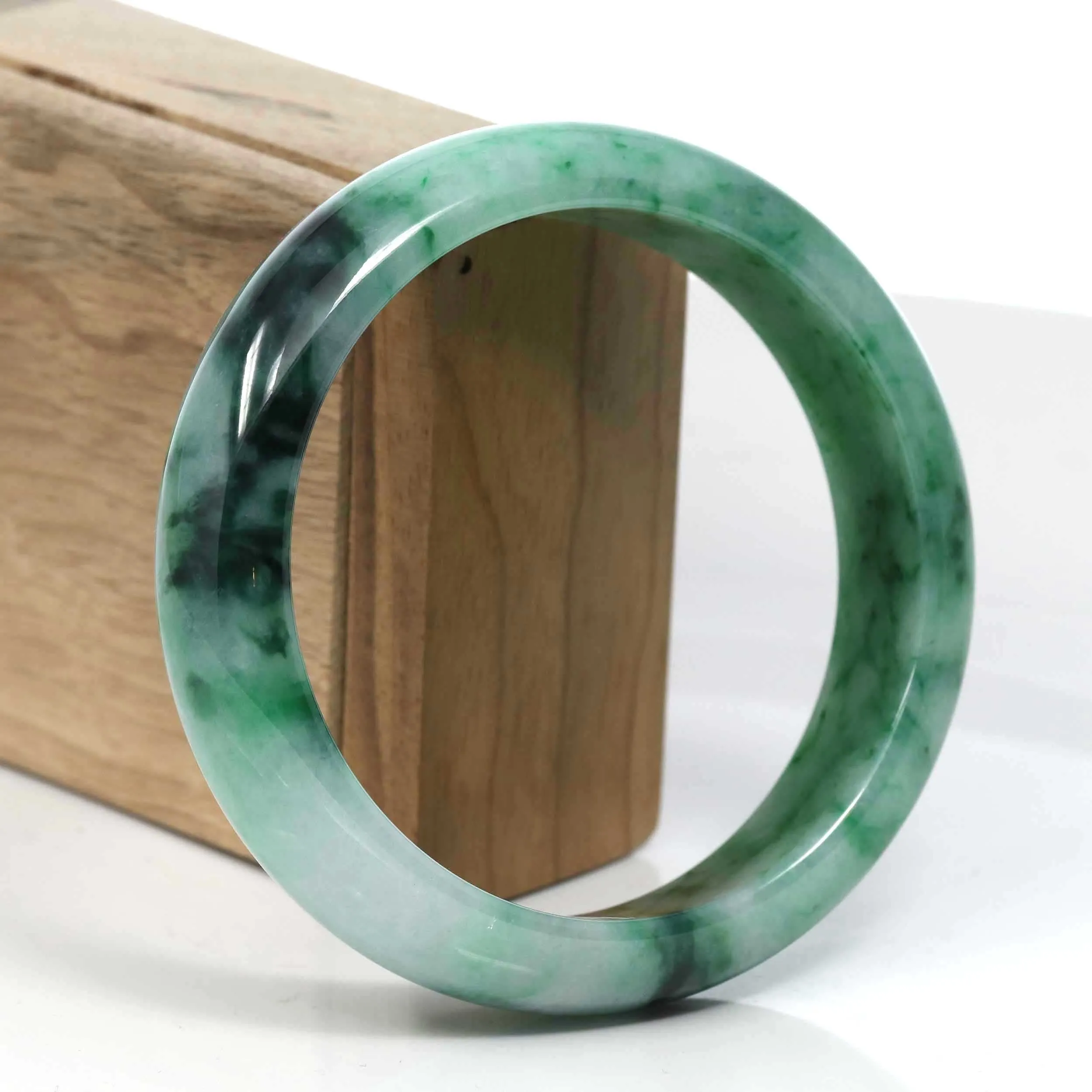 RealJade® Co. Green Classic Real Jadeite Jade Bangle Bracelet (63.61mm) #389