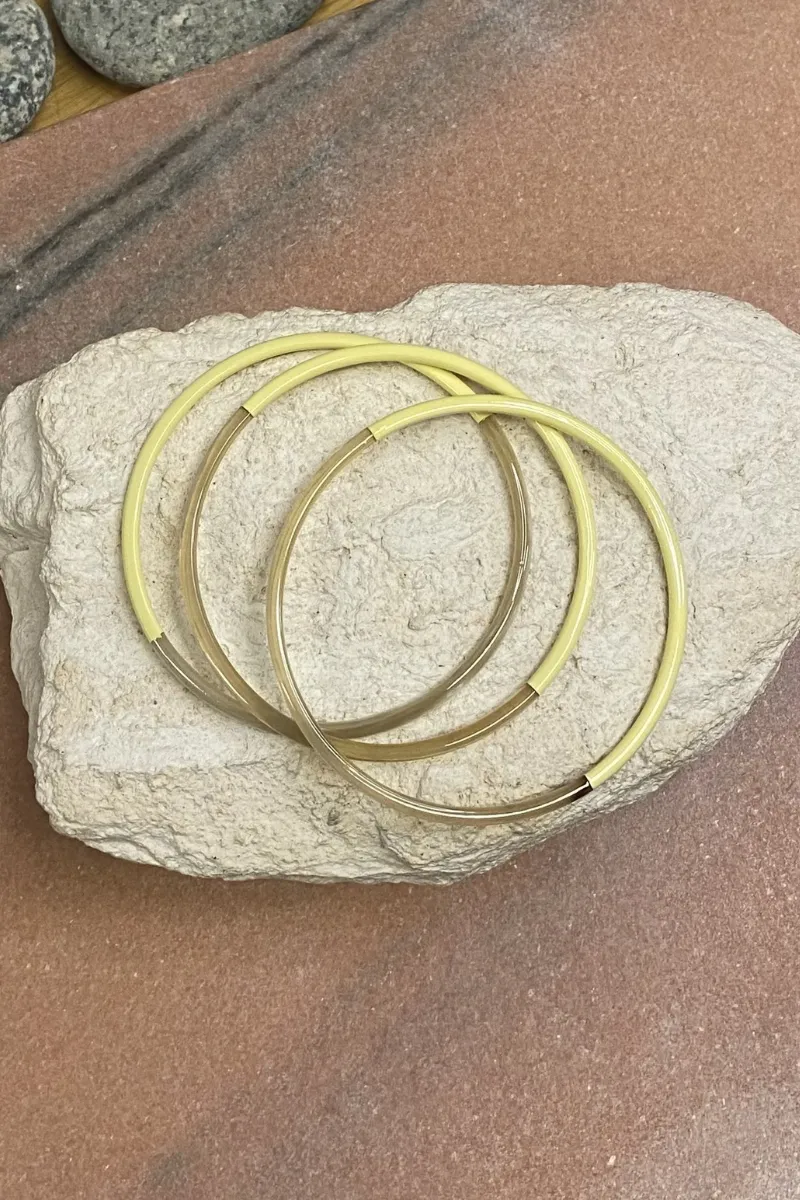 Resin Contrast Bracelet