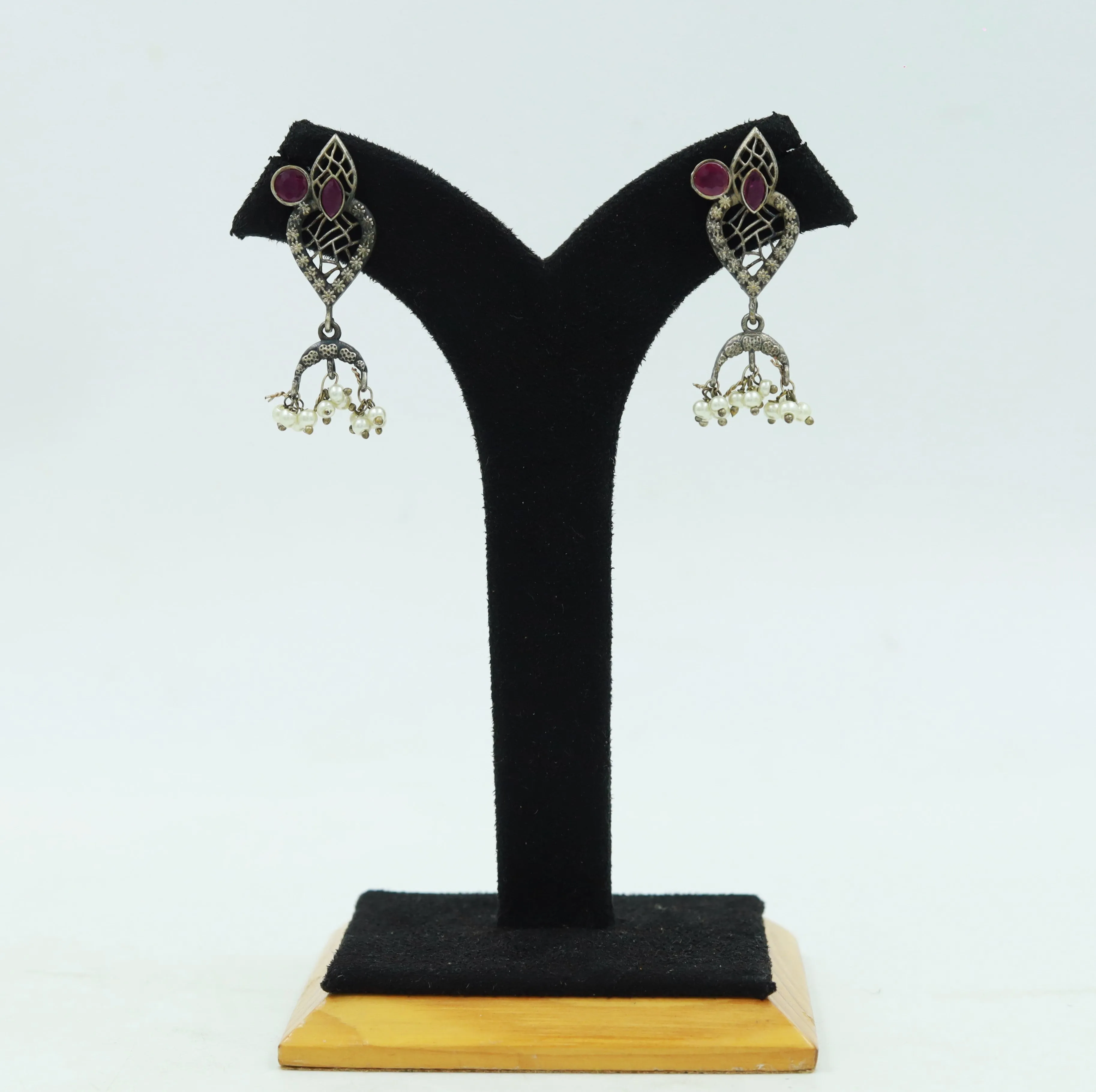 Ruby Oxidized Round Necklace Set 14654-1775