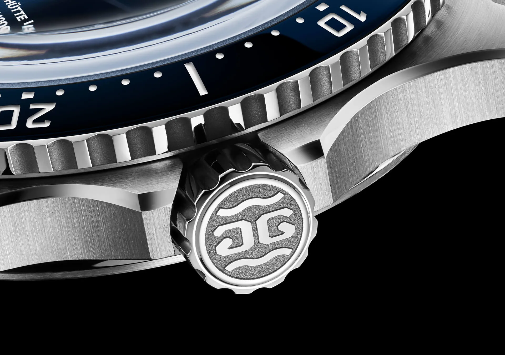 SeaQ Panorama Date Diver Watch
