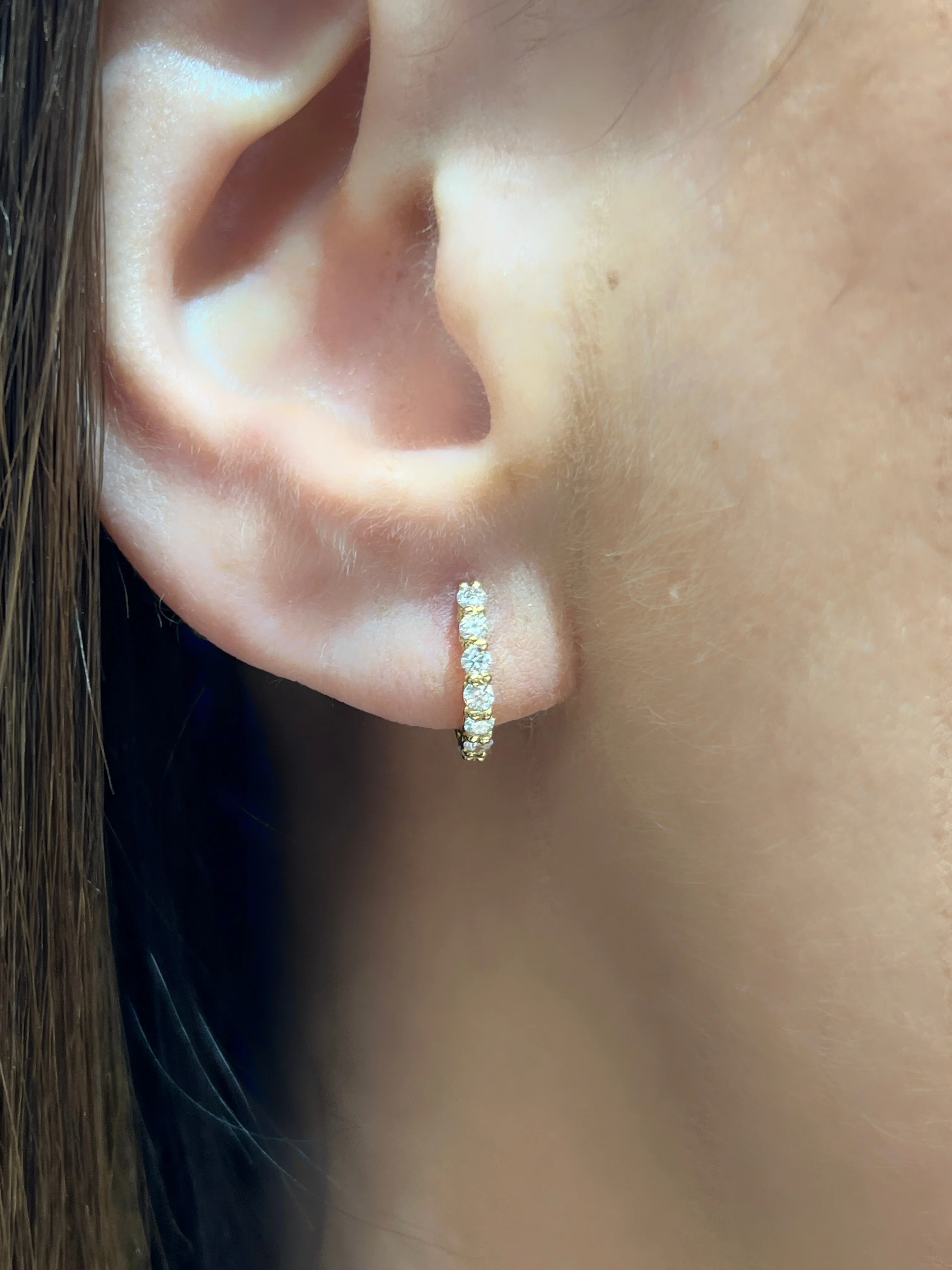 Small crown loops