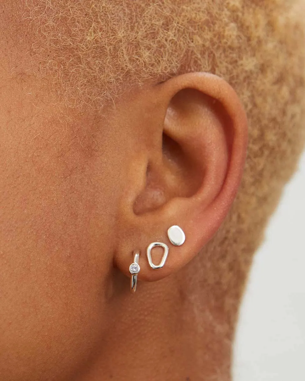 Tiny Hoops with Single Stone